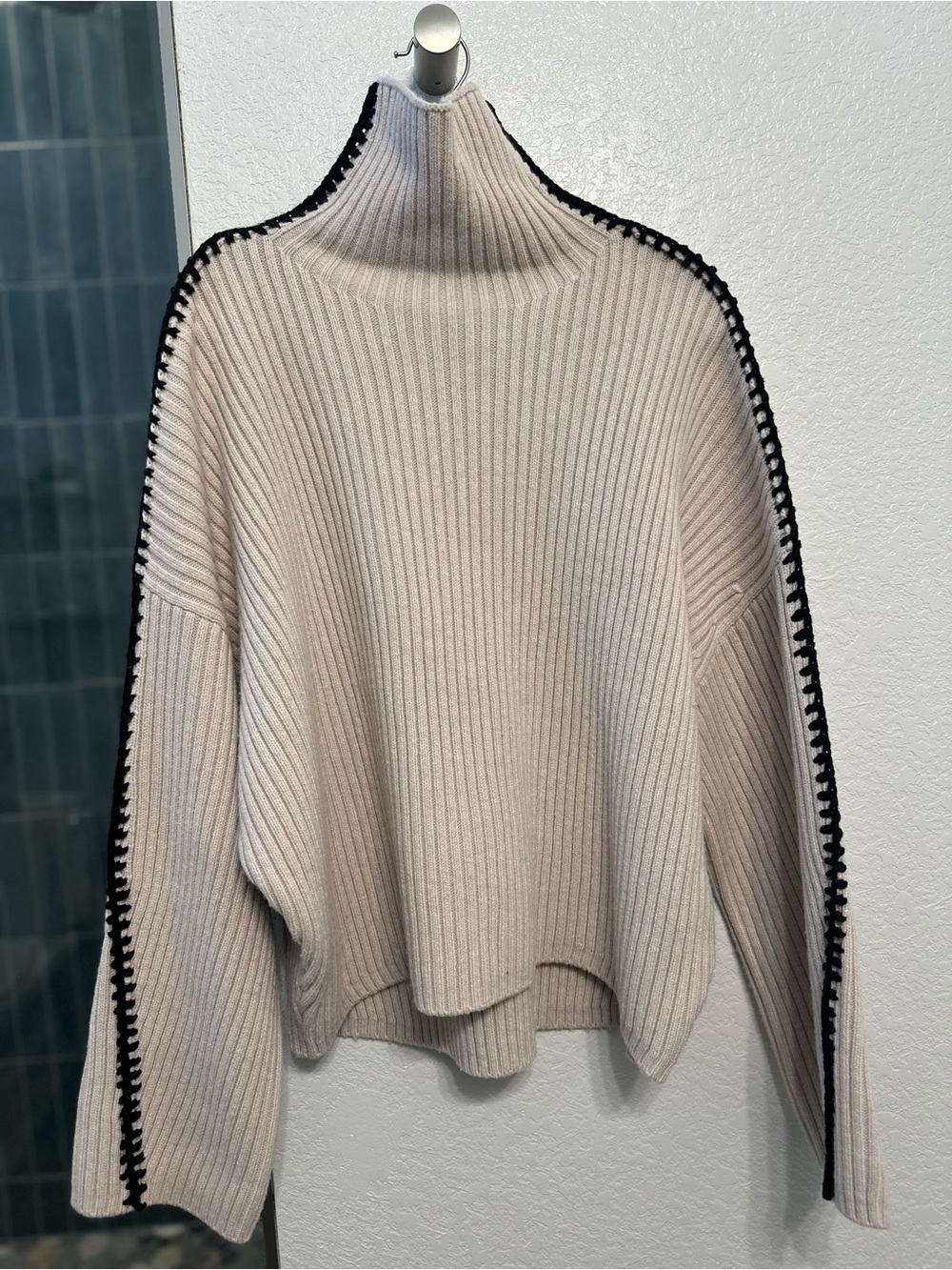 RAG & BONE Cream Ribbed Turtleneck Sweater with Black Trim